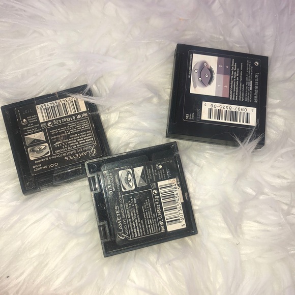 Makeup - Picture 2 of 2